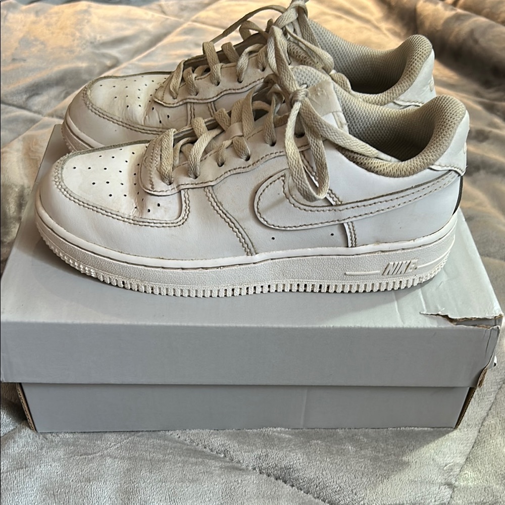 Nike Air Force 1 White Sneakers